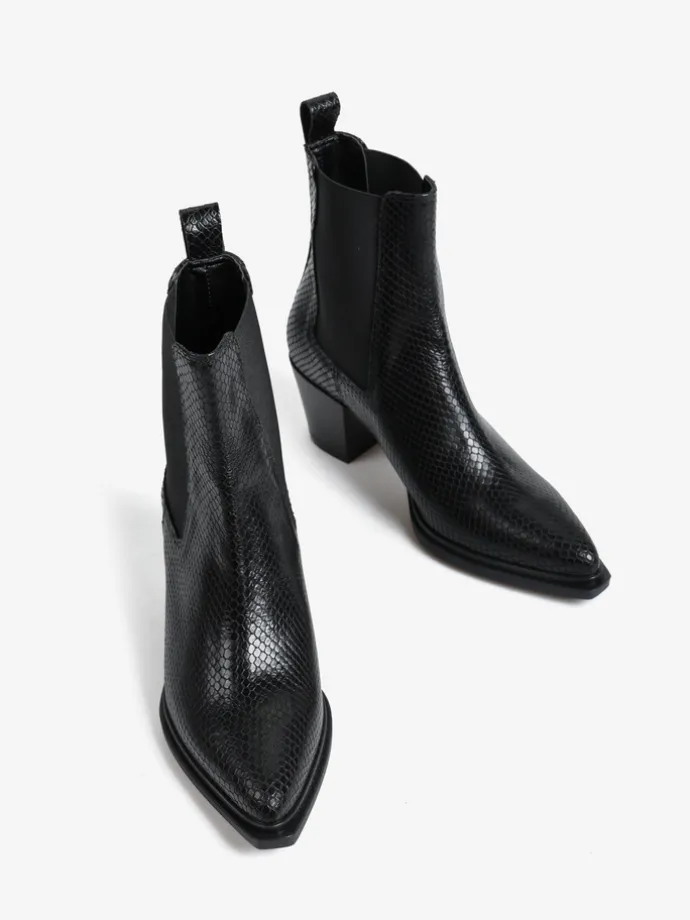 BOTKI W TŁOCZONY WZÓR HEGO'S MILANO