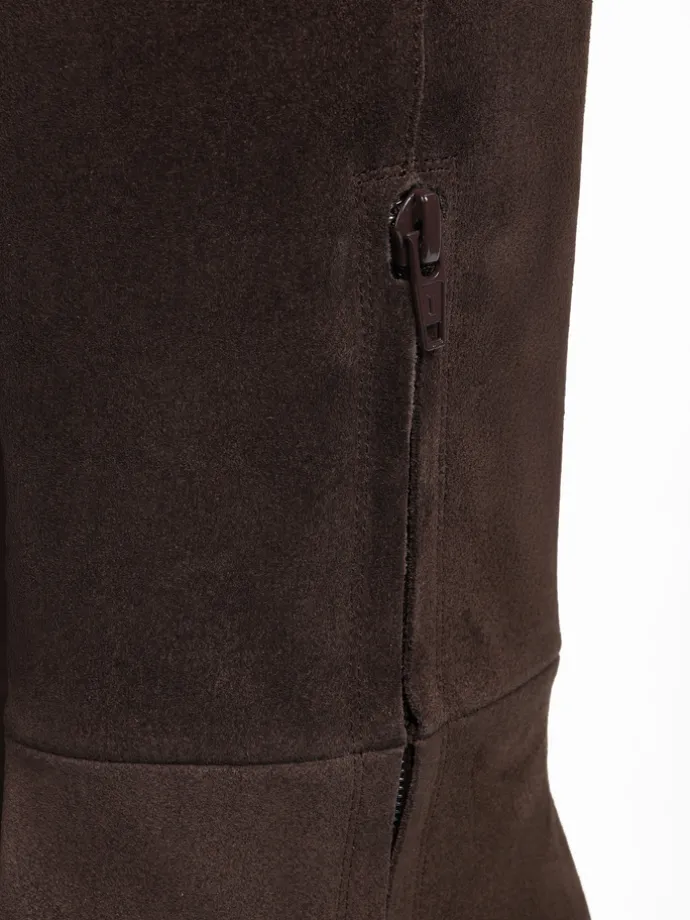 BRĄZOWE KOZAKI NA NISKIM OBCASIE HEGO'S MILANO