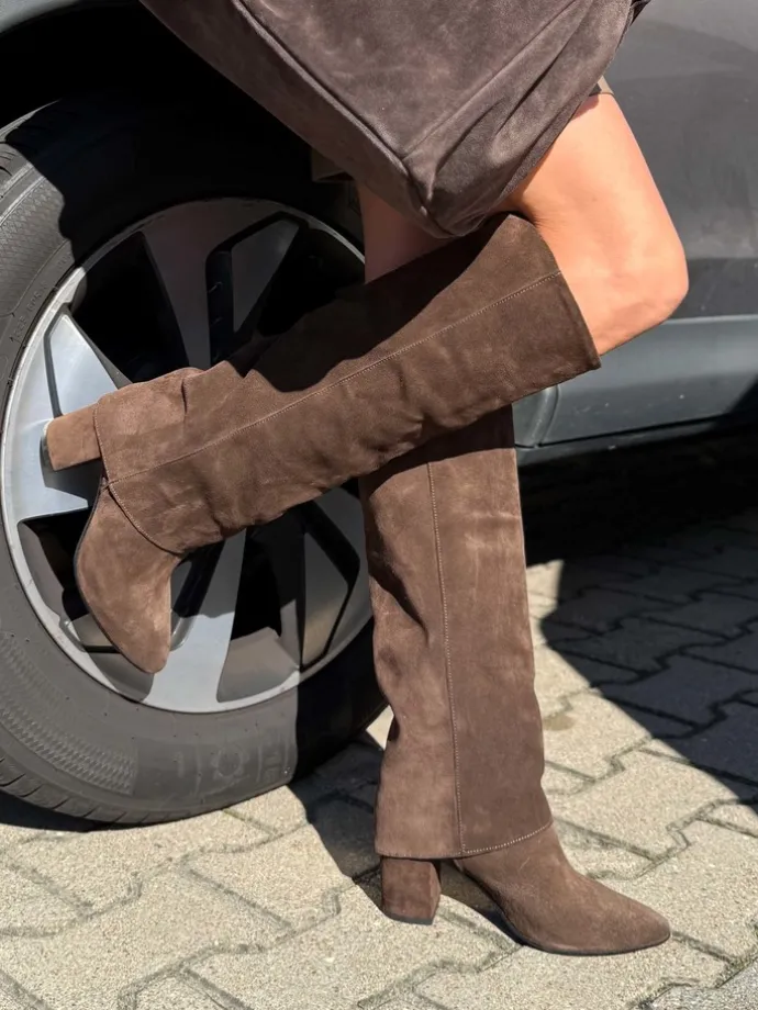 BRĄZOWE KOZAKI NA SŁUPKU HEGO'S MILANO