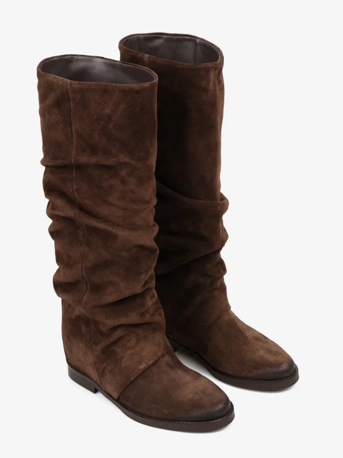 BRĄZOWE KOZAKI Z UKRYTĄ KOTURNĄ HEGO'S MILANO