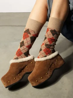 CHODAKI NA PLATFORMIE HEGO'S MILANO