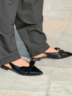 CZARNE BALERINY Z KOKARDĄ HEGO'S Milano