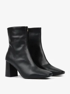 CZARNE BOTKI HEGO'S MILANO