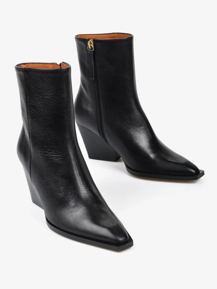 CZARNE KOWBOJKI HEGO'S MILANO