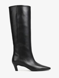 CZARNE KOZAKI NA NISKIM OBCASIE HEGO'S MILANO