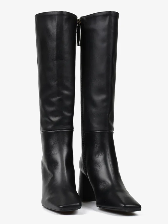 CZARNE KOZAKI NA SŁUPKU HEGO'S MILANO