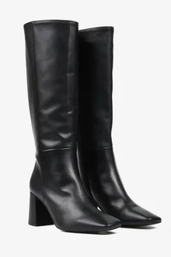 CZARNE KOZAKI NA SŁUPKU HEGO'S MILANO