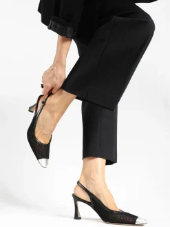 ELEGANCKIE SZPILKI Z METALOWYM NOSKIEM HEGO'S Milano