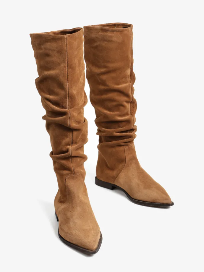 KOZAKI NA PŁASKIEJ PODESZWIE HEGO'S Milano