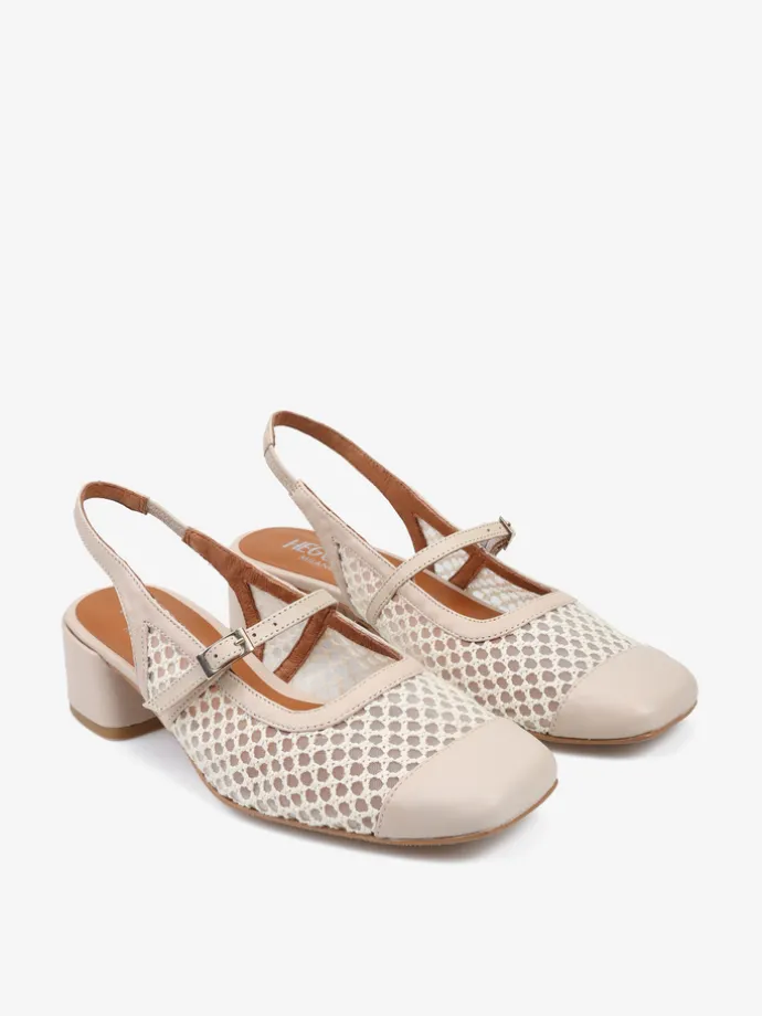 KREMOWE CZÓŁENKA NA NISKIM OBCASIE HEGO'S Milano