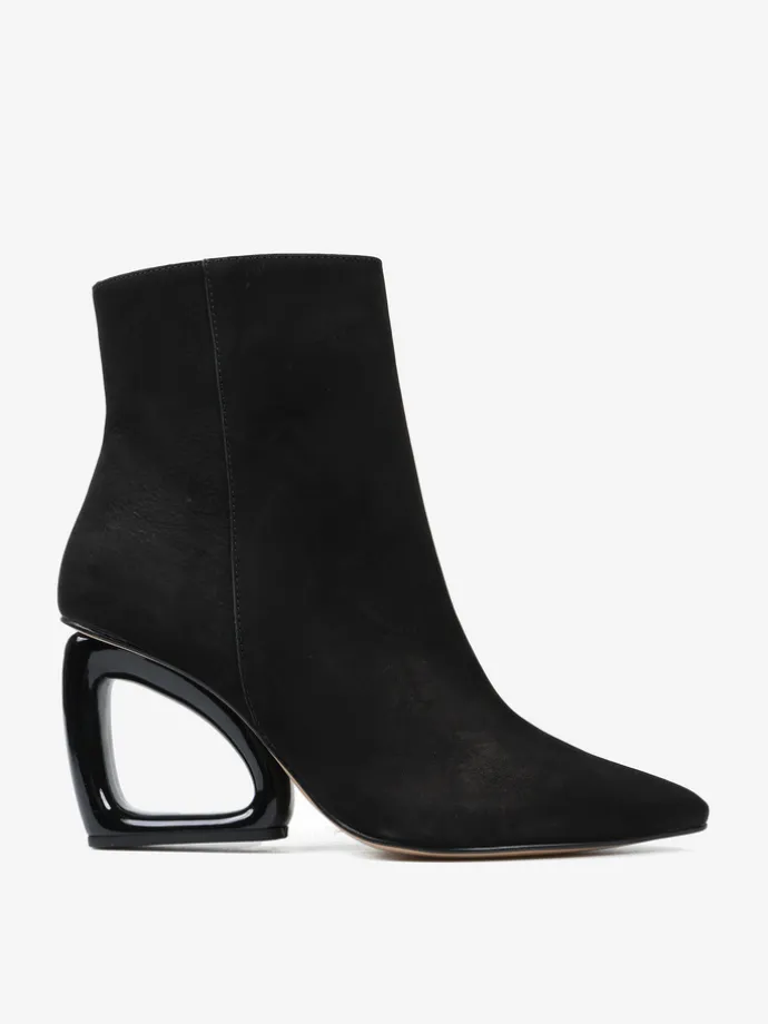 NUBUKOWE BOTKI HEGO'S Milano