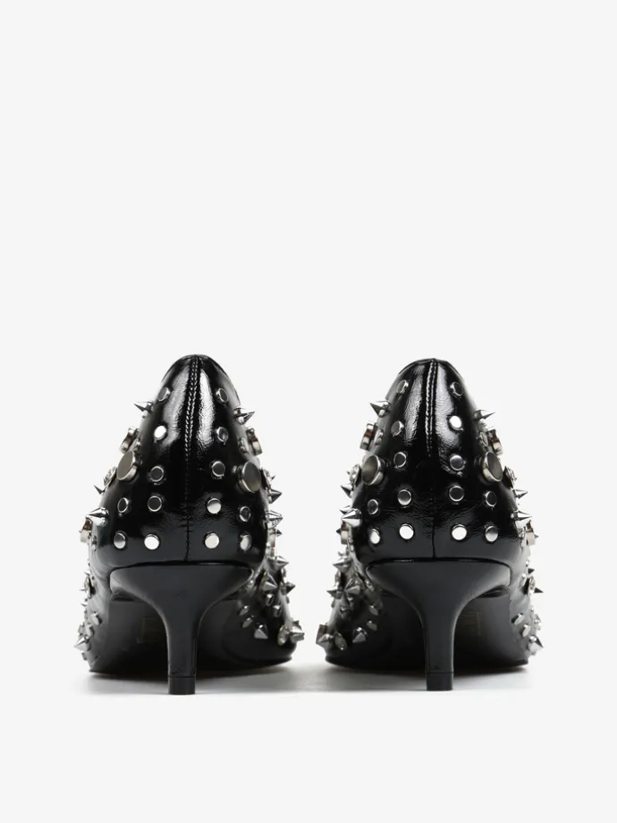 SZPILKI Z ĆWIEKAMI HEGO'S MILANO